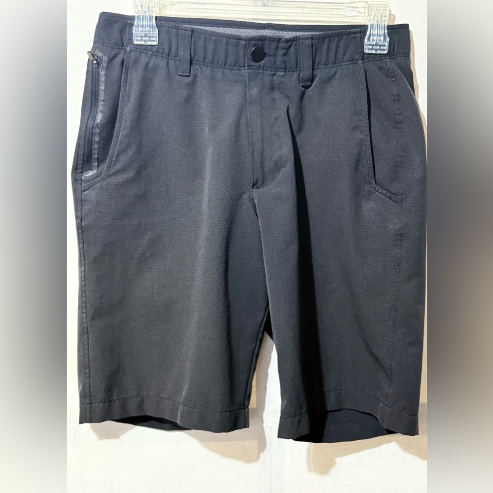 Under Armour Men's Charcoal Flat Front Shorts